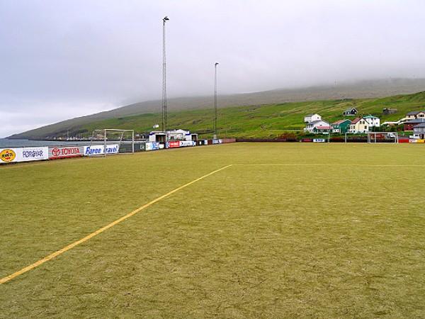 Við Kirkju