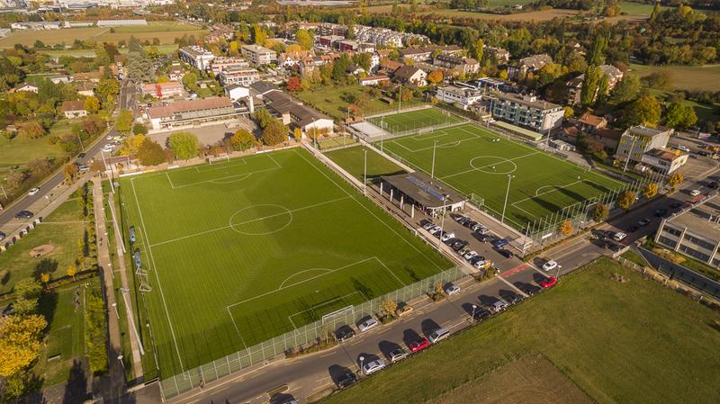 Stade municipal de Perly