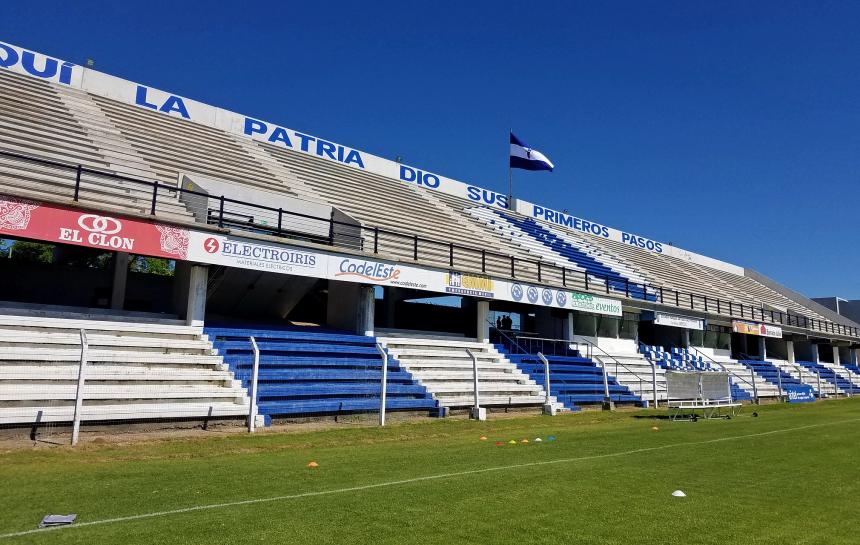 Estadio Municipal Parque Artigas