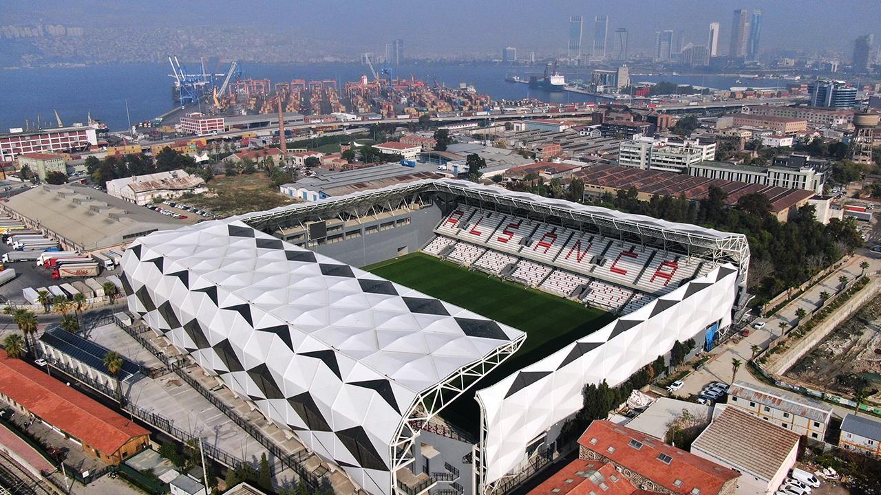 Alsancak Mustafa Denizli Stadı