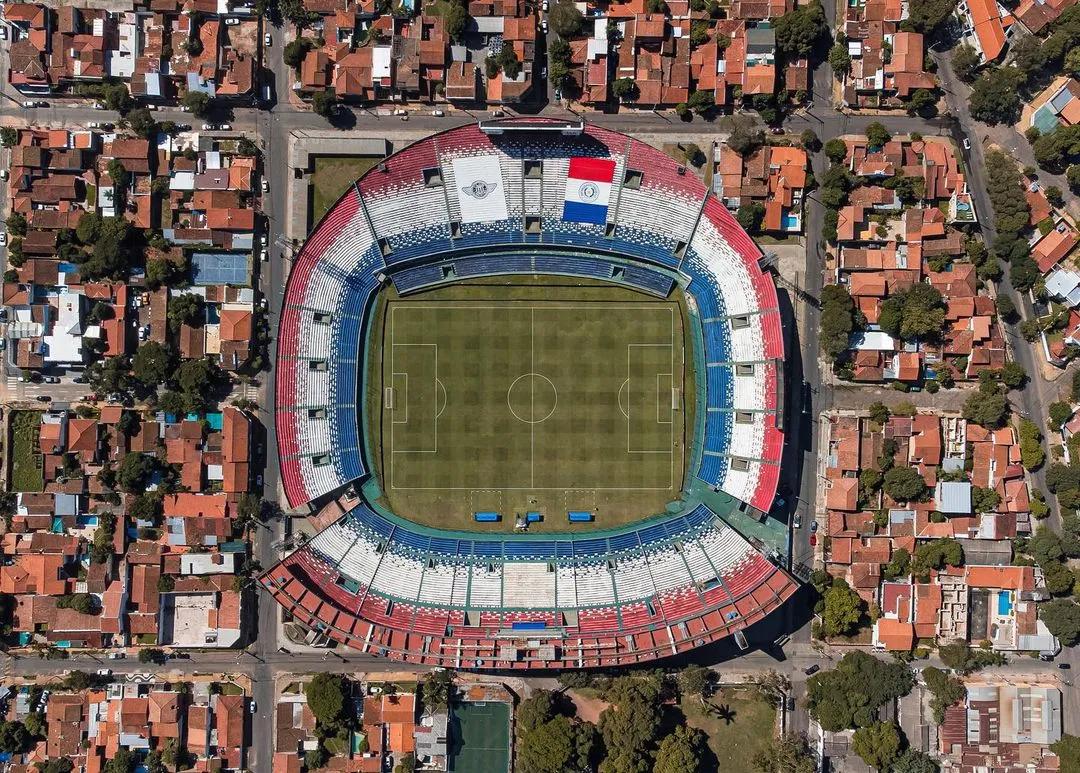 Estadio ueno Defensores del Chaco
