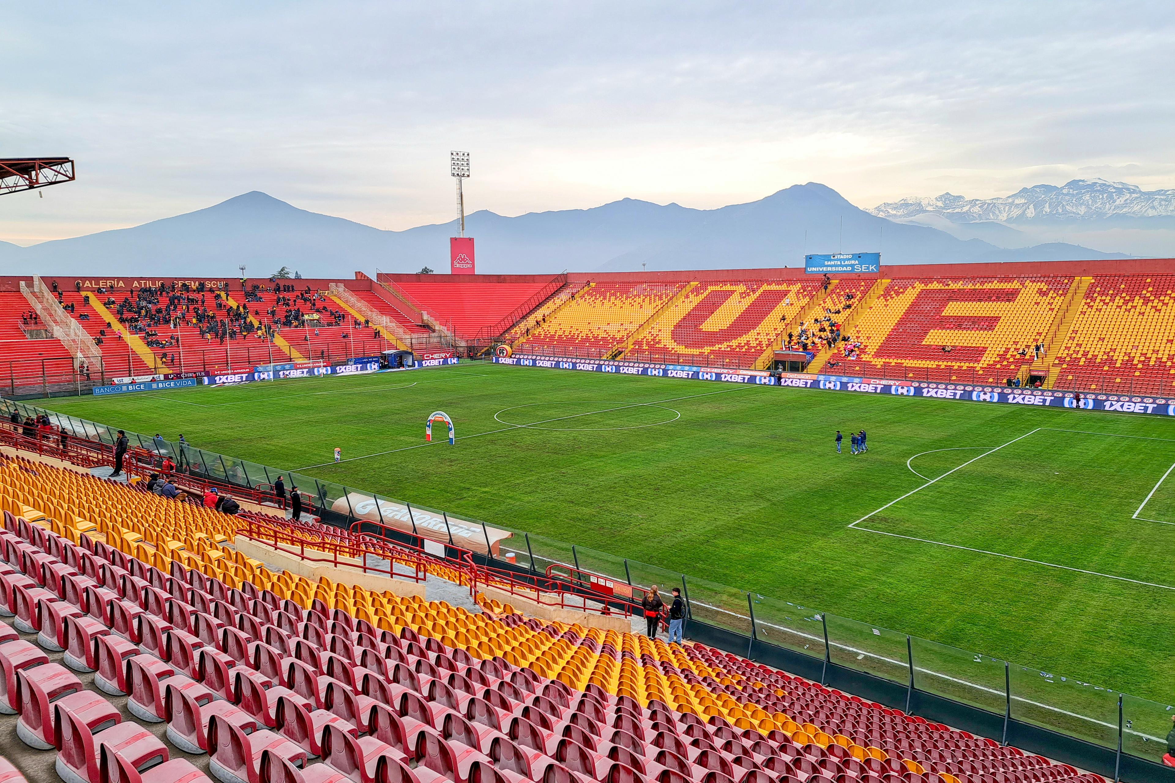 Estadio Santa Laura-Universidad SEK