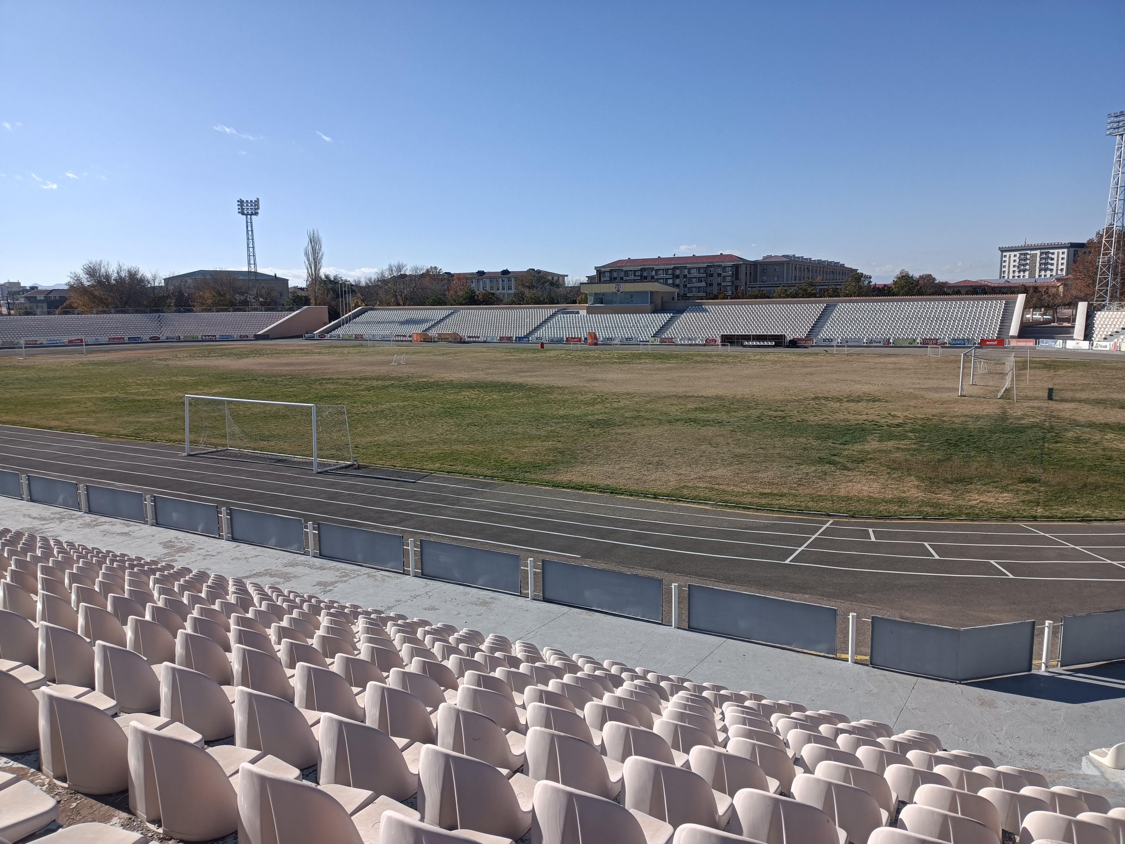 İbrahimxəlil Axundlu adına Naxçıvan şəhər stadionu