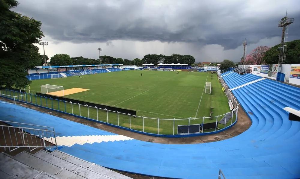 Estádio Annibal Batista de Toledo