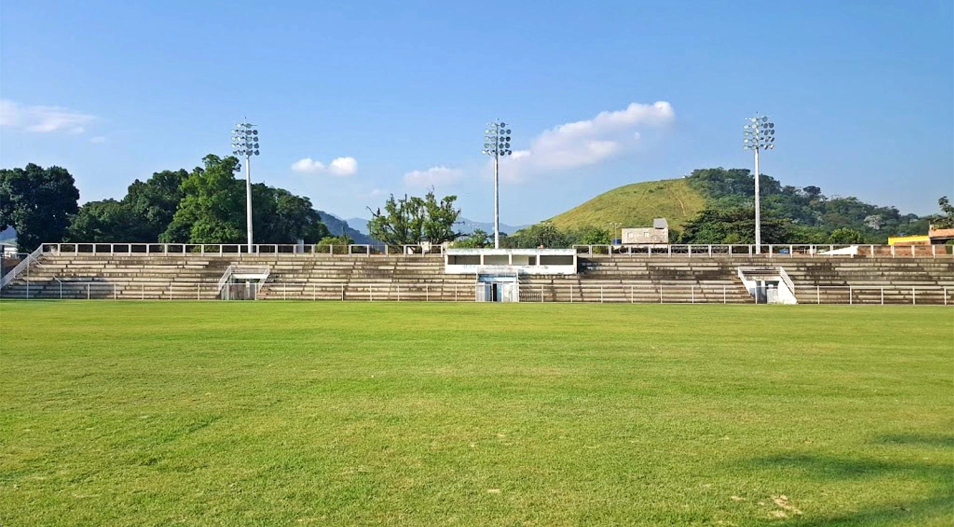 Estádio Romário de Souza Faria