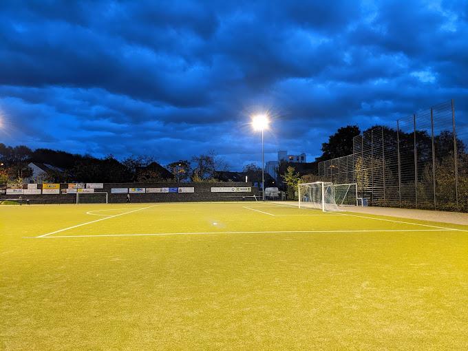 Kunstrasenplatz Helmut-Kusserow-Sportanlage
