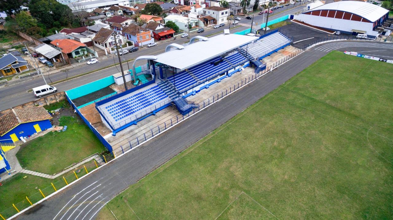 Estádio Municipal Antiocho Pereira