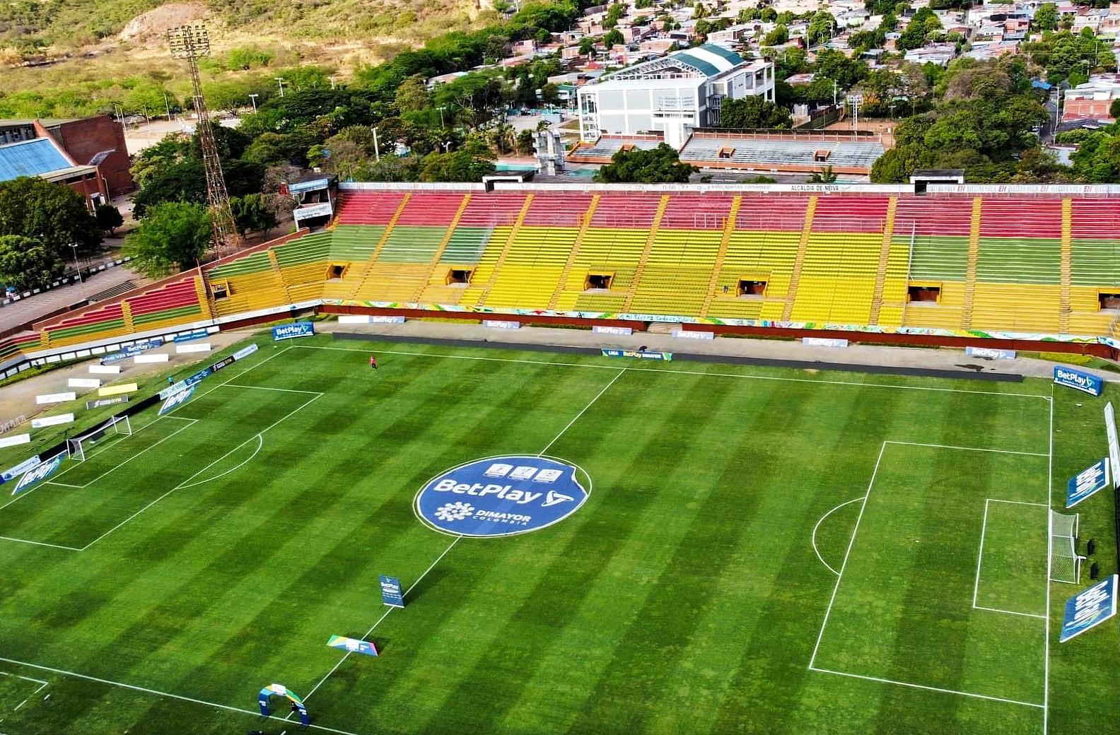 Estadio Guillermo Plazas Alcid